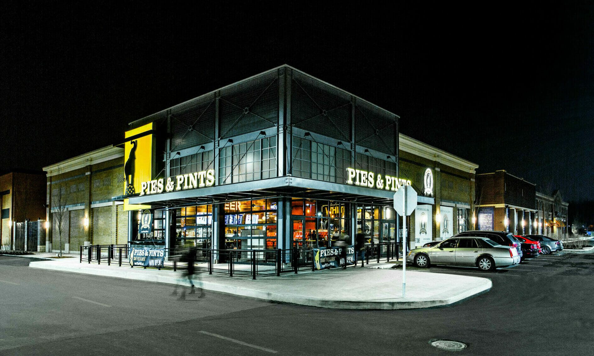 Where to Celebrate National Pizza Month at Easton Easton Town Center