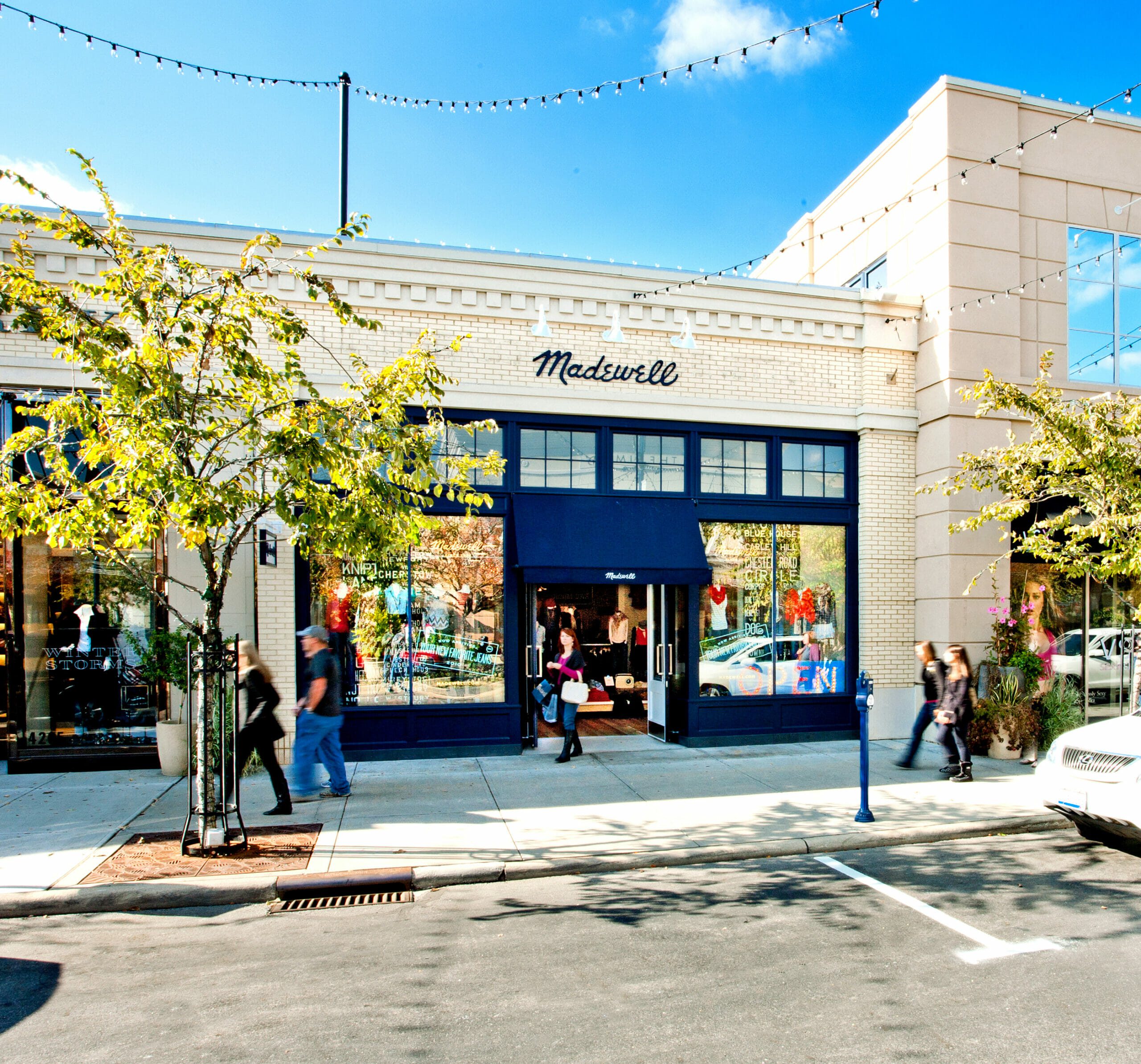 Shop like it’s 1999 Where to Get the Look at Easton Easton Town Center