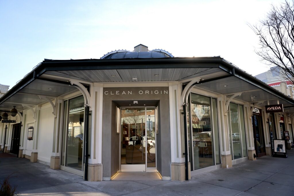 Exterior of Clean Origin at Easton Town Center