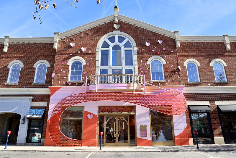 NOW OPEN: Aerie and OFFLINE by Aerie - Easton Town Center