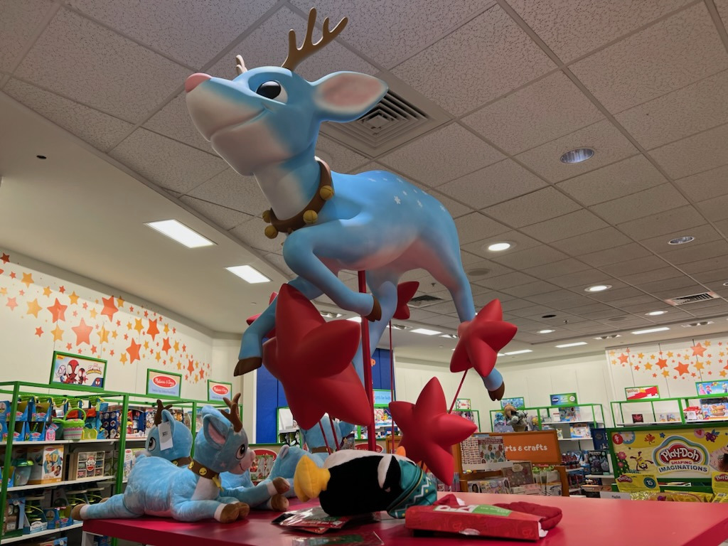 Flying reindeer at Macy's 